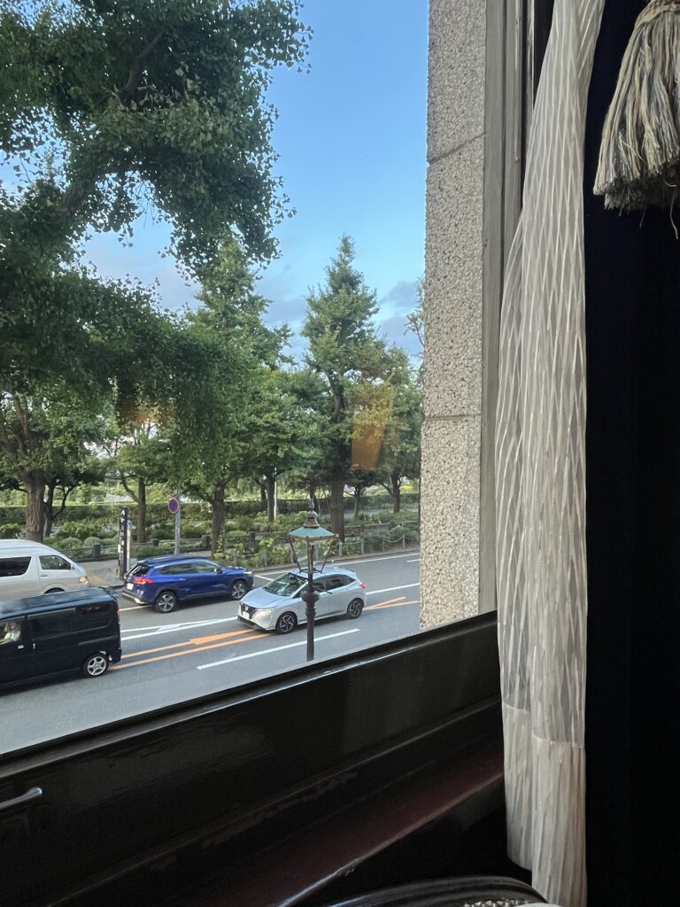 ホテルニューグランドロビー