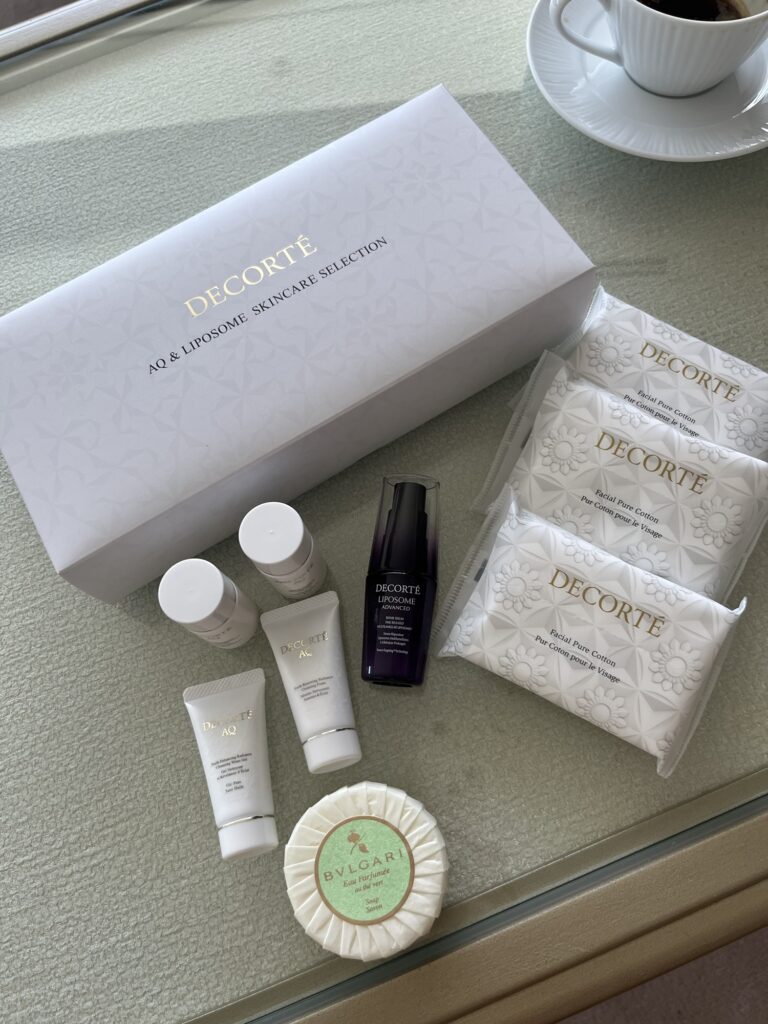 Bathtub area in the Semi-Suite