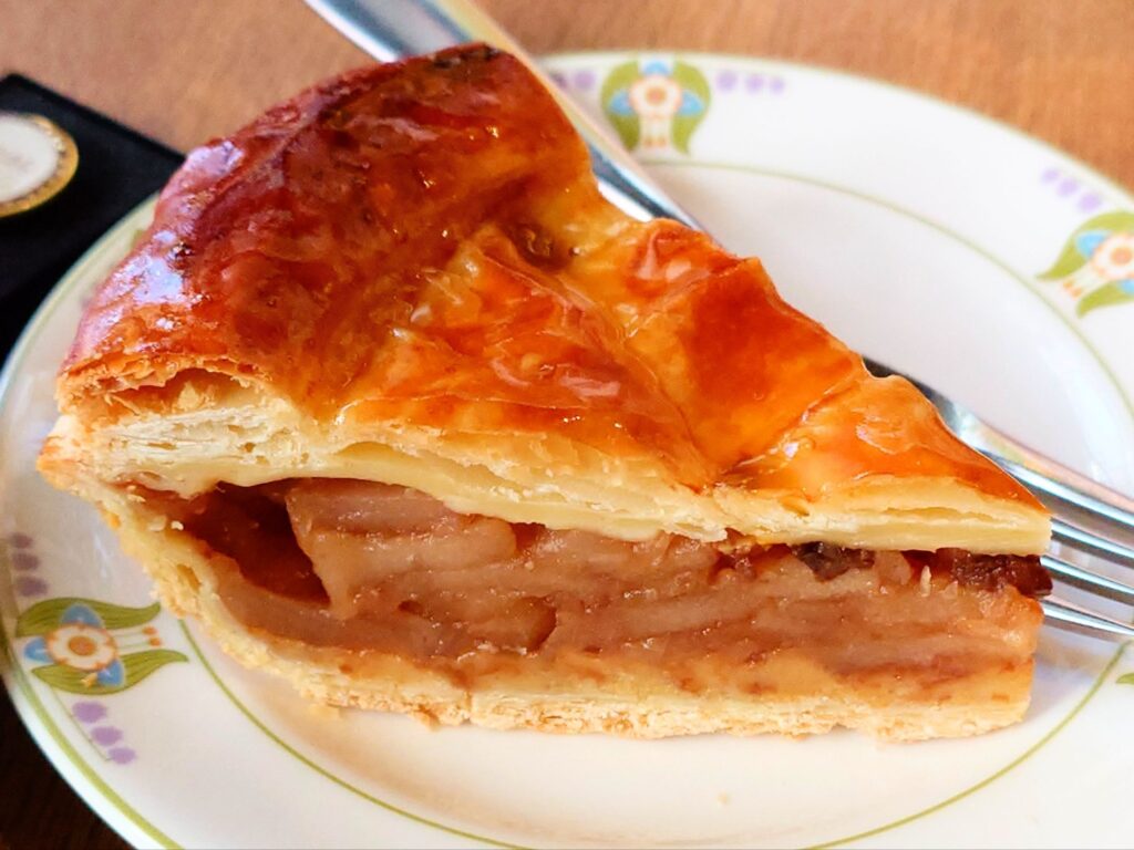 万平ホテル アップルパイ